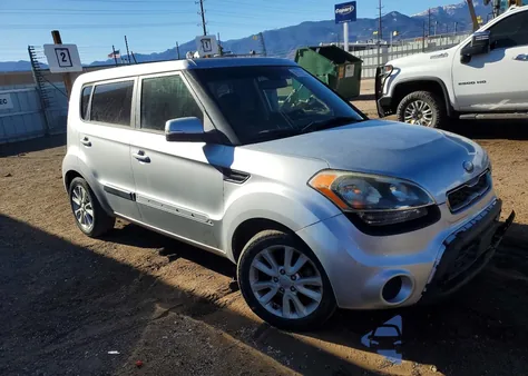 2013 Kia Soul + z USA, uszkodzony, nr VIN KNDJT2A65D7567151